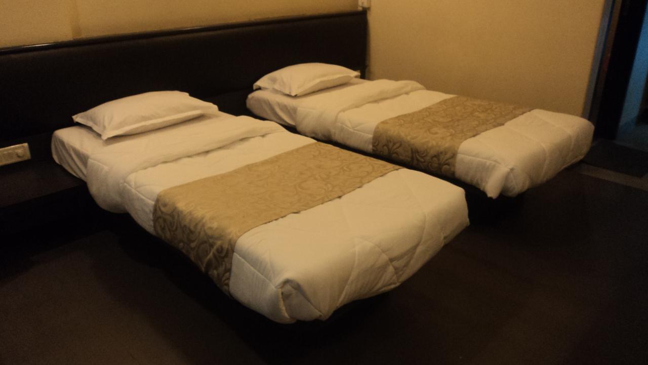 Hotel Royal Hills Bapane Exterior foto
